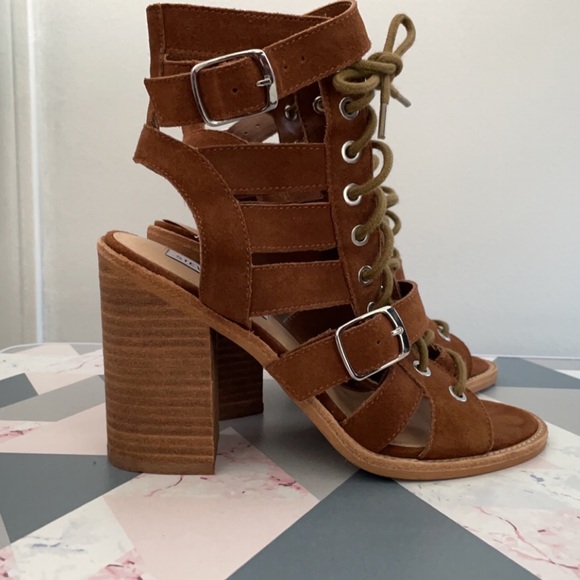 Light brown Steve Madden Block Heel Sandal - Picture 2 of 4